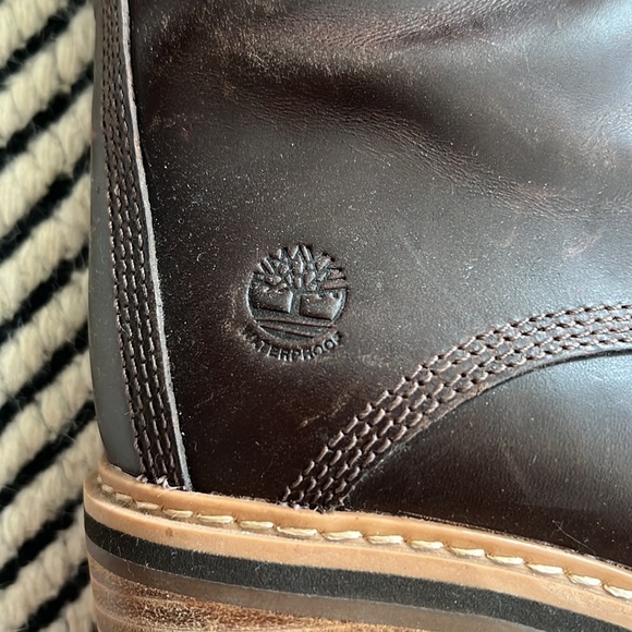Women’s size 7.5 Timberland waterproof lace up boots - Picture 5 of 6